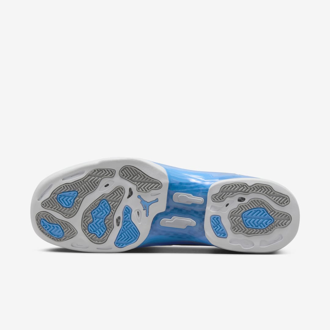 Air Jordan 17 Retro Low SP 'UNC'