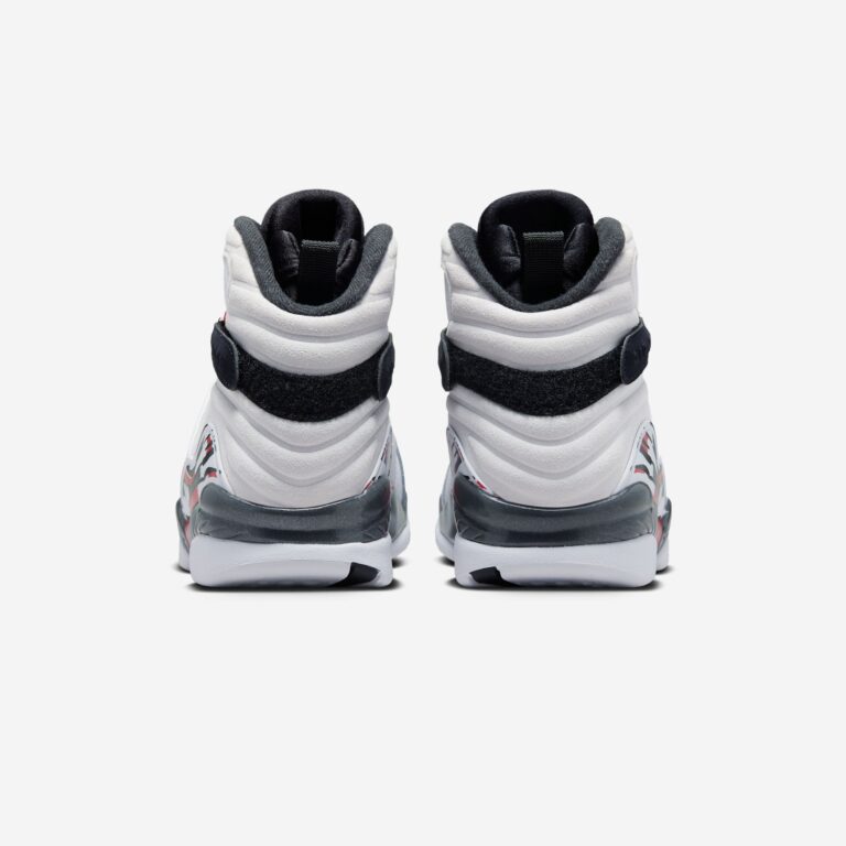 Air Jordan 8 Retro 'Bugs Bunny'