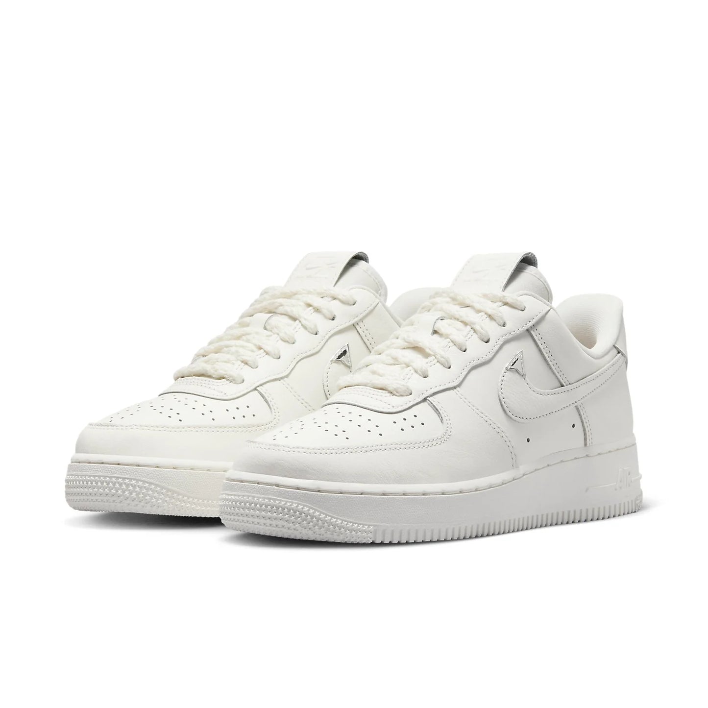 Nike Air Force 1 '07 LV8 'Needlework'