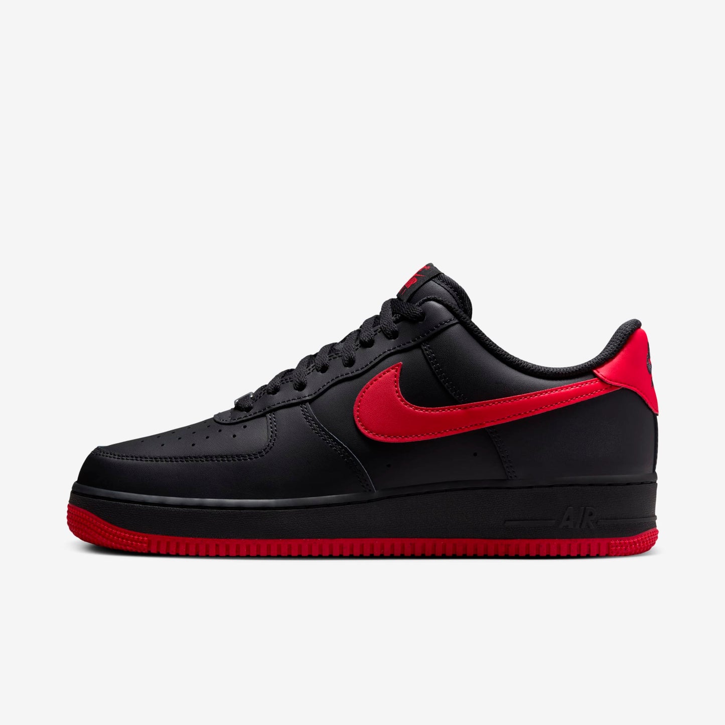 Nike Air Force 1 '07 'Bred'