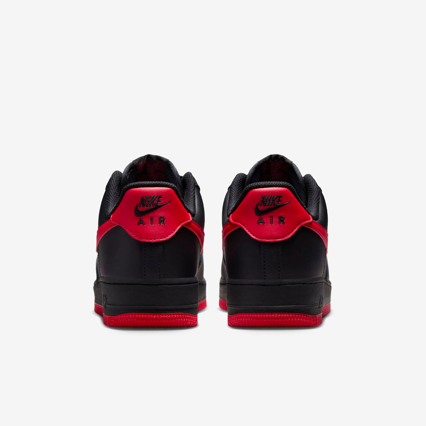 Nike Air Force 1 '07 'Bred'